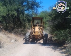 Mantenimiento y rehabilitación de caminos vecinales.
