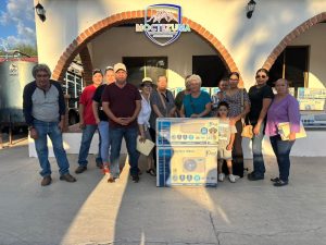 Entrega de aires acondicionados.